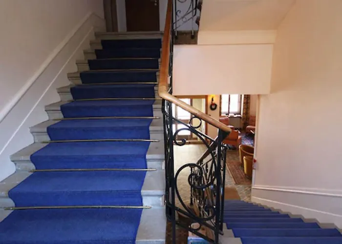 Отель Richemond